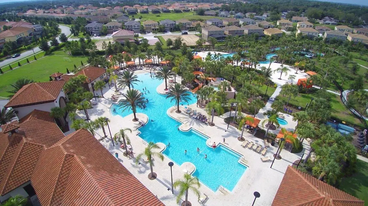 Holiday home Solterra Family Vacation Home With Extended Pool Deck - Access To Resort Amenities - Nr Disney Davenport