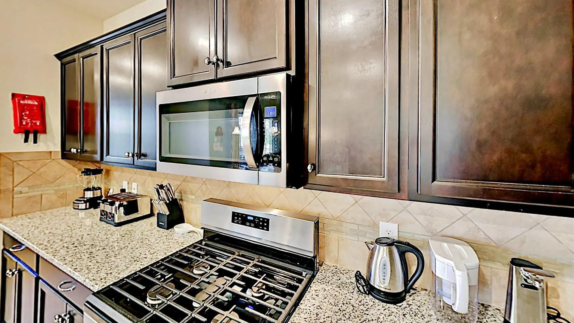 Solterra Family Vacation Home With Extended Pool Deck - Access To Resort Amenities - Nr Disney Davenport 0*,  United States